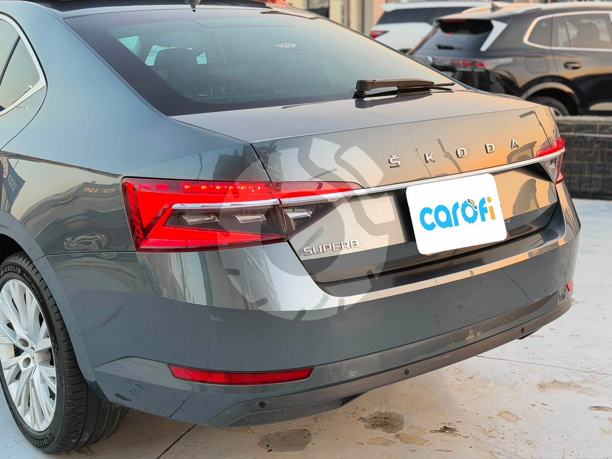 سكودا سوبيرب 2021 - 8