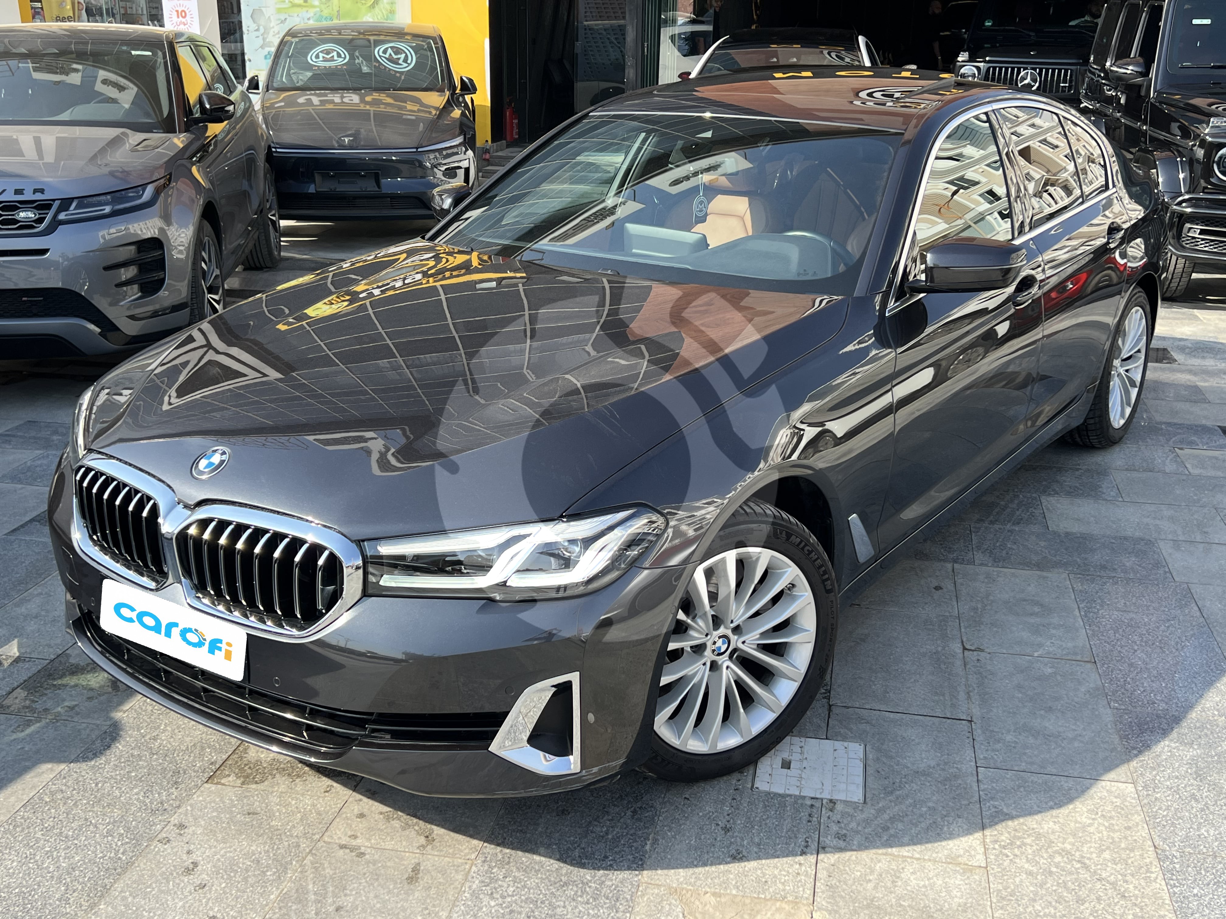 بى ام دبليو 520i 2023 - 2