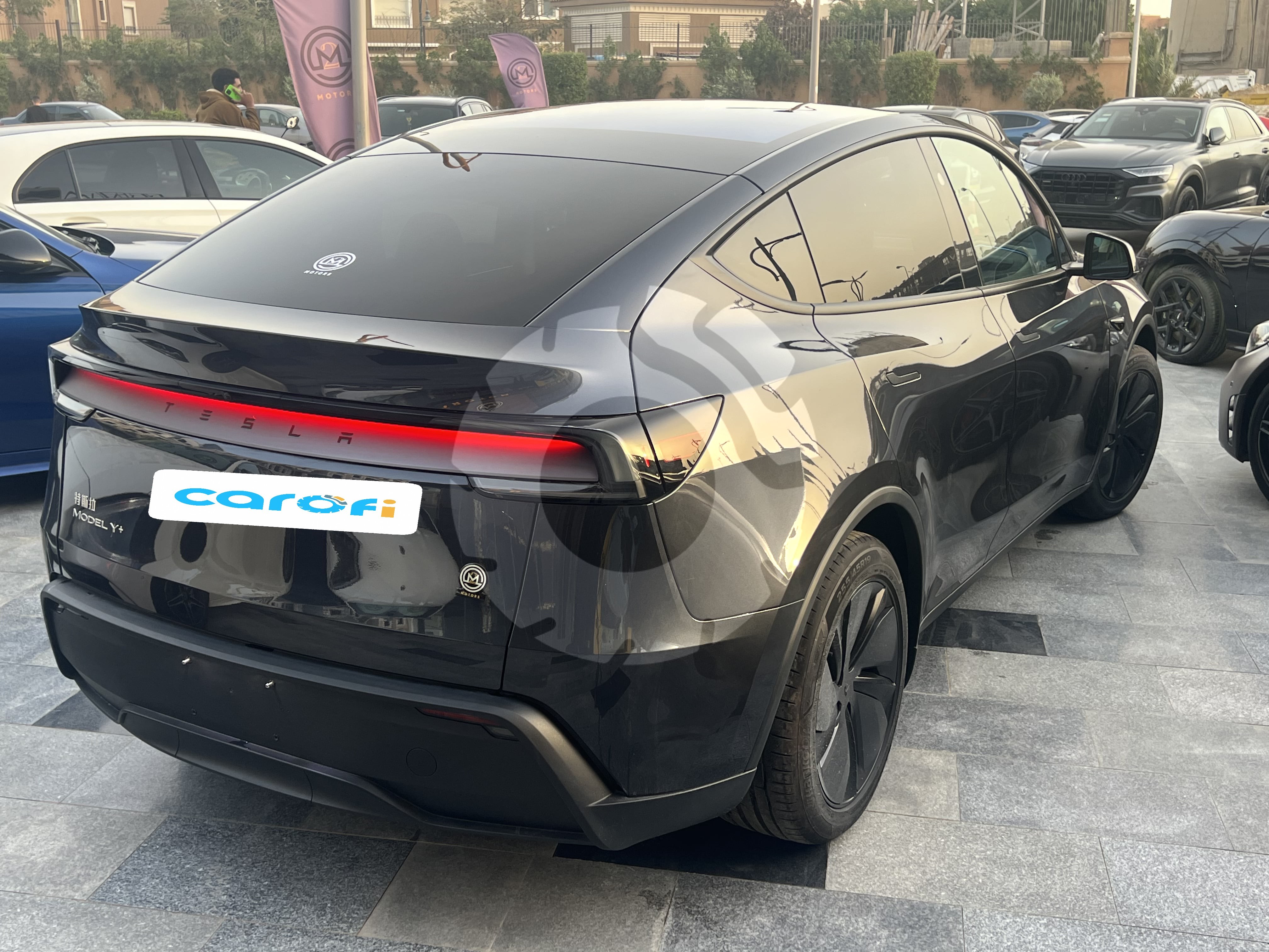 TESLA Model Y 2025 - 3